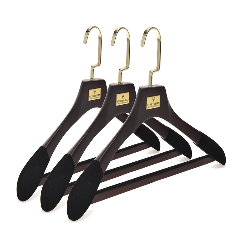 Velvet shoulder custom wood pant coat hangers