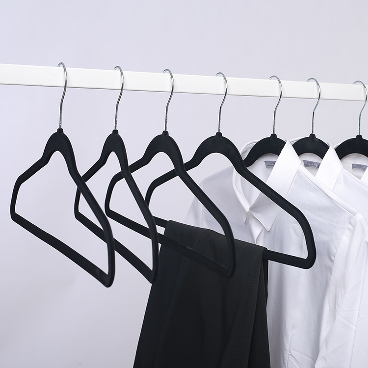 Wholeale Black velvet hangers flocked hanger