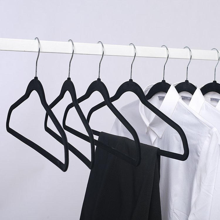 Wholeale Black velvet hangers flocked hanger