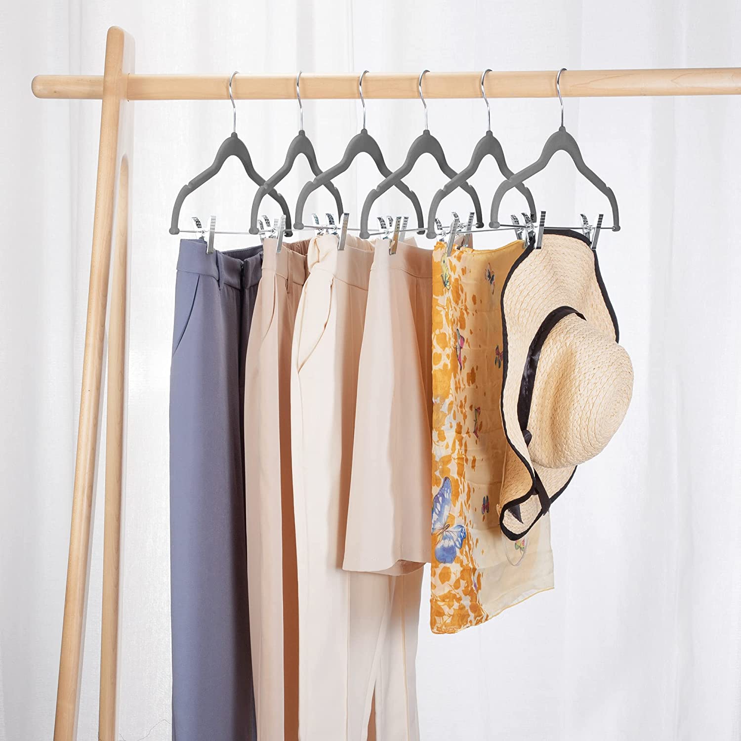 Bulk velvet pant hangers with clips in bulk cheap