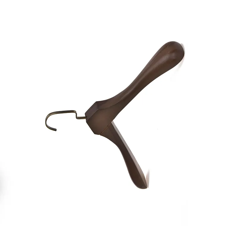 wooden hangers manufacturer