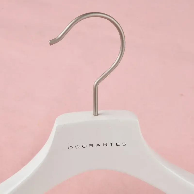 Inspring custom wooden garment coat hangers