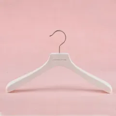 Inspring custom wooden garment coat hangers