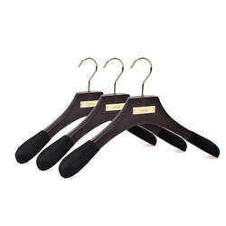clothes rack