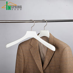 inspring hotel supplies hangers
