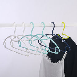 Inspring popular cheap plastic hangers plastic coat hanger