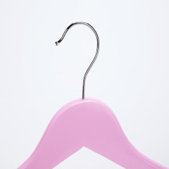 Factory Pink Color Wooden Notched Hanger