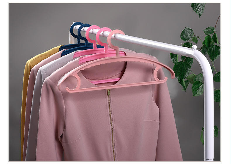 heavy duty plastic hanger