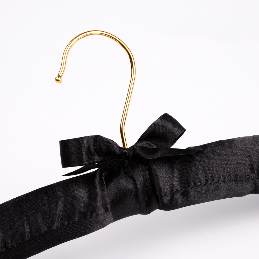 Inspring Black Padded Coat Garment Hangers