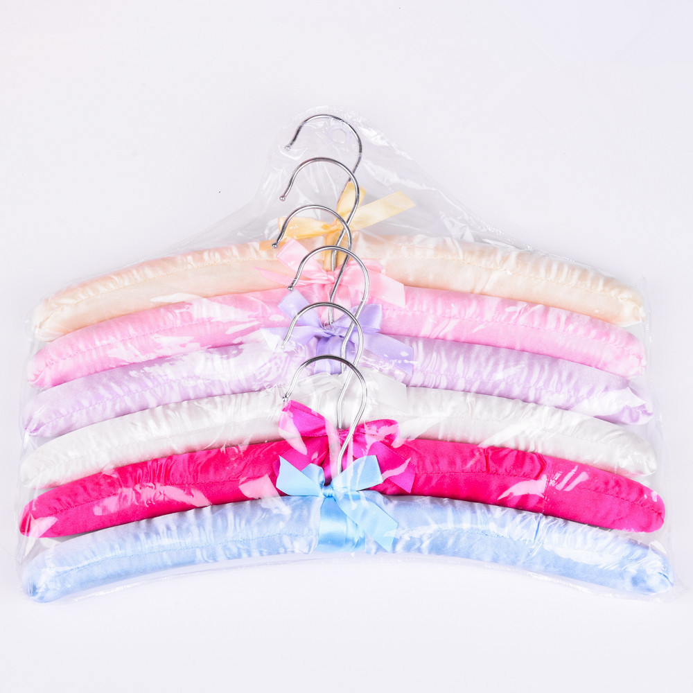 Popular exquisite Satin padded hangers beautiful indoor hanger for clothes Dress