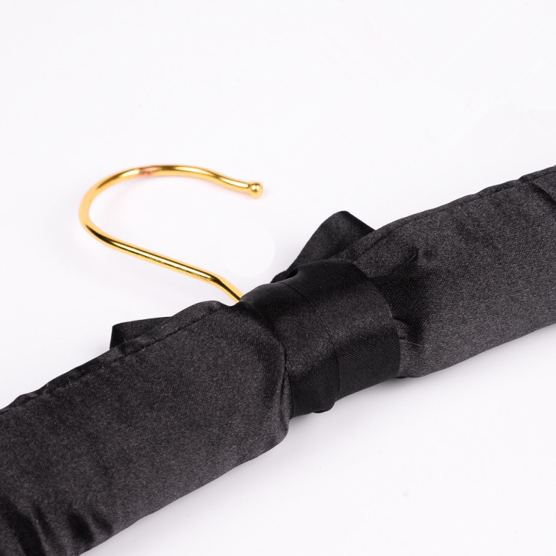 Inspring Black Padded Coat Garment Hangers