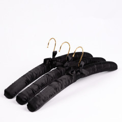 Inspring Black Padded Coat Garment Hangers