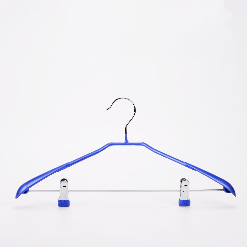 Inspring Custom Color Metal Suit Hangers with Clips