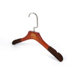 Velvet shoulder luxury color suit wood hangers