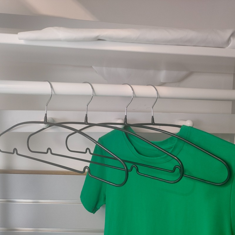 Wholesale black metal heavy duty PVC Coat Hangers