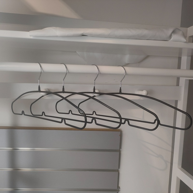 Wholesale black metal heavy duty PVC Coat Hangers