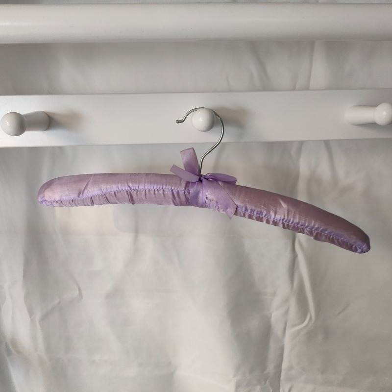 Custom hook color satin hangers in bulk cheap