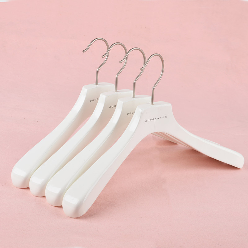 Wholesale white wooden clothes hangers