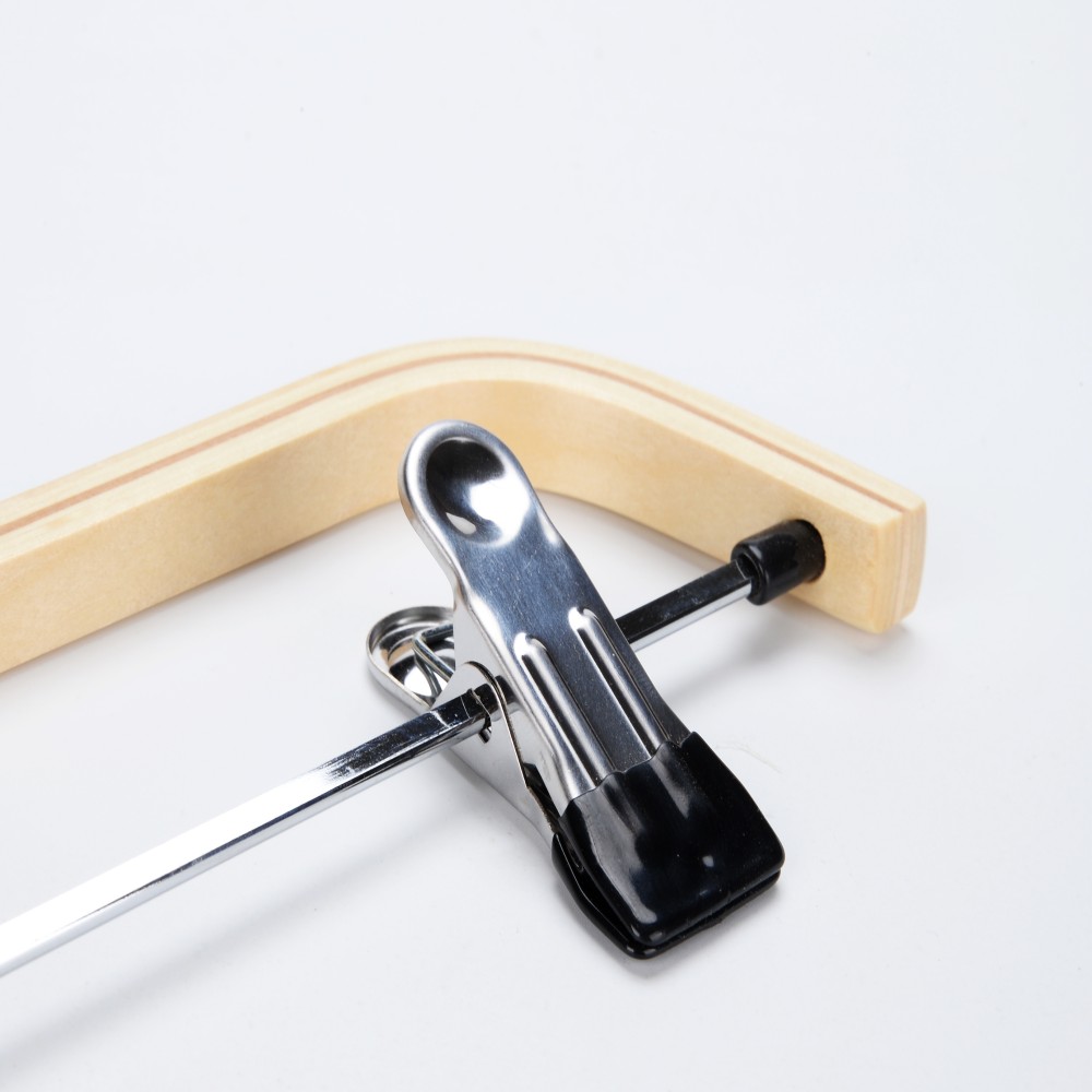 pants hangers with clips