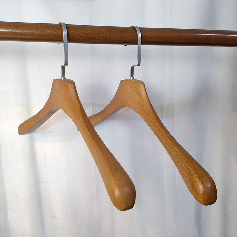 Luxury Women Clothes Wide Shoulder Wooden Hanger Custom Colors