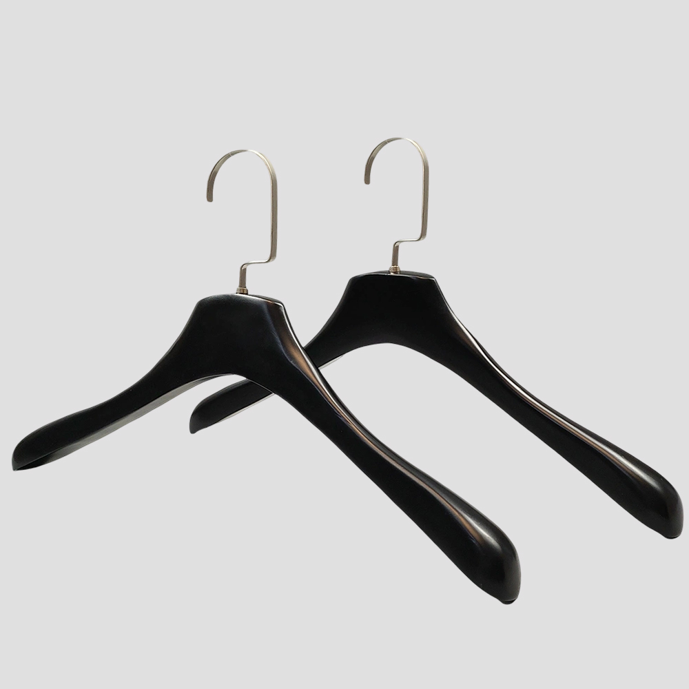 Luxury Women Clothes Wide Shoulder Wooden Hanger Custom Colors