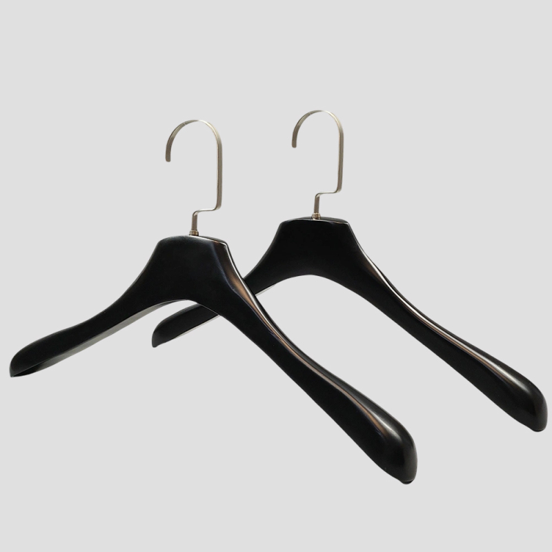 Luxury Women Clothes Wide Shoulder Wooden Hanger Custom Colors