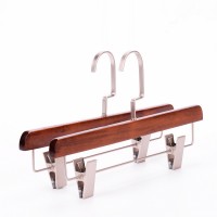 inspring pants hangers with clips