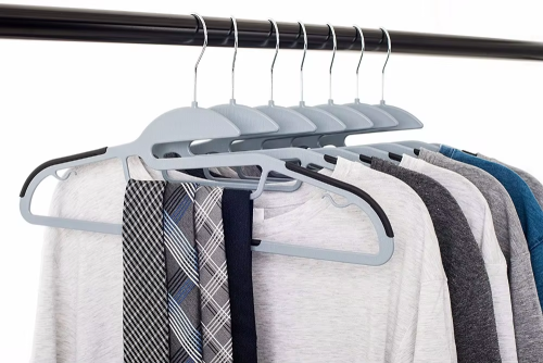 No stretching collar custom color plastic hangers