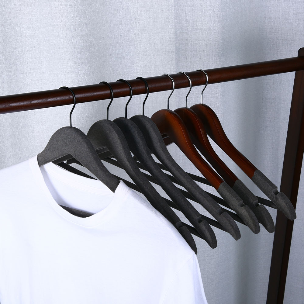Inspring Black Flocked Wood Luxury Clothes Hangers