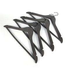 Inspring Black Flocked Wood Luxury Clothes Hangers