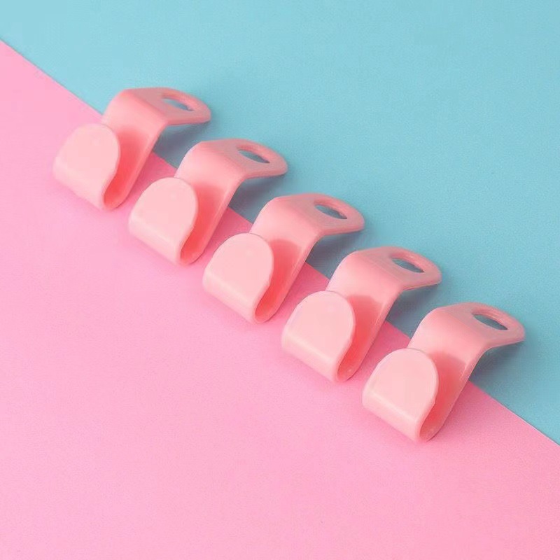 Space saving plastic clothes hanger partner connector hooks