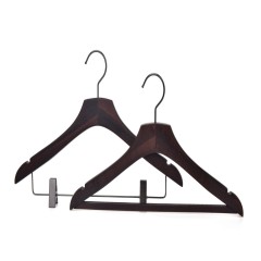 Custom wooden clothes hanger with square anti slip bar