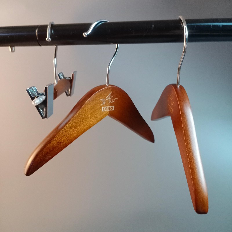 coat hangers small wholesale