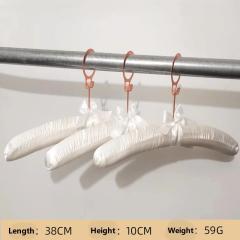 Inspring Hotel Custom Anti Theft Satin Clothes Hangers