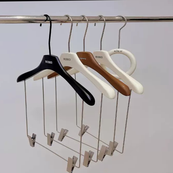 Custom Metal Hook Wood Hanger with Clip