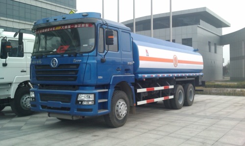 SHACMAN 6*4 Oil Tanker Truck