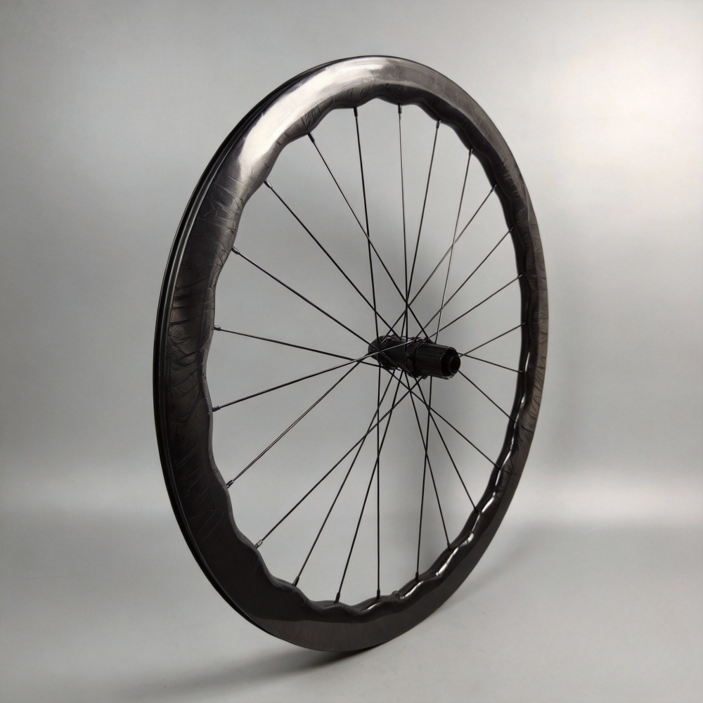 700C Road Bike Wave Carbon Wheelset 31mm Width 40 45 50mm Depth Super Light Tubeless 24Hole Road bicycle Wheelset