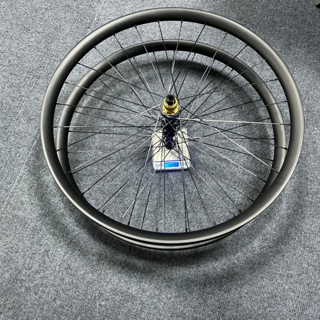 29er MTB Carbon Wheelset 25mm Depth 30 33 35 36 38mm Width Super Light Tubeless Disc Brake 29er MTB Carbon Wheelset