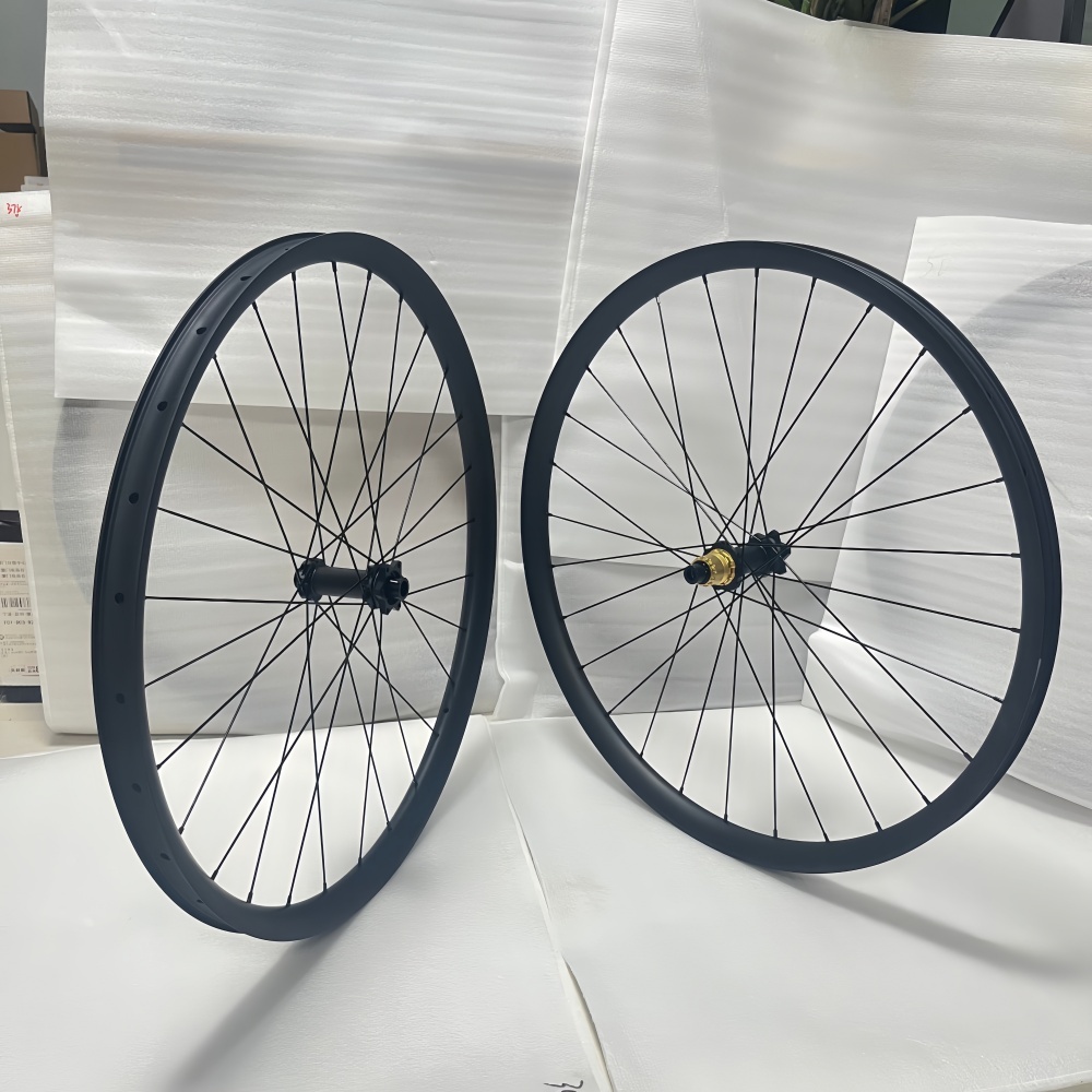 29er MTB Carbon Wheelset 25mm Depth 30 33 35 36 38mm Width Super Light Tubeless Disc Brake 29er MTB Carbon Wheelset