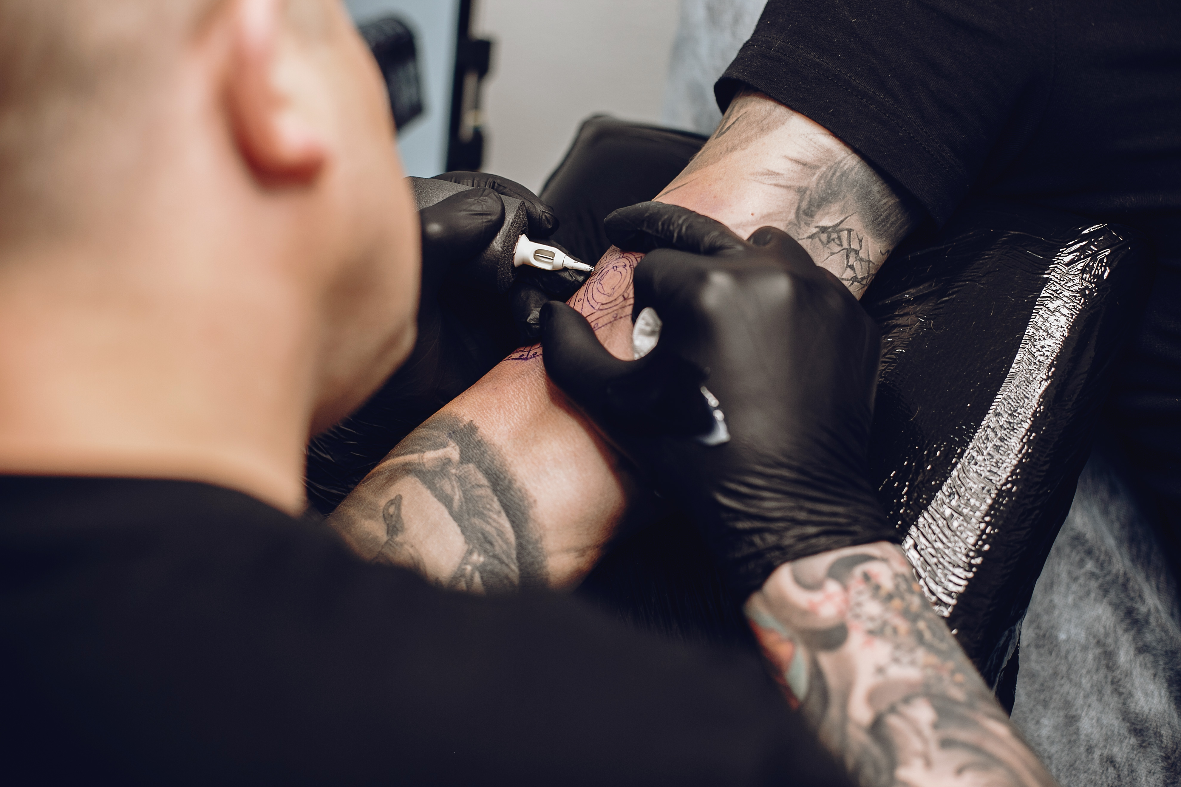 Cuidados después de tatuarse