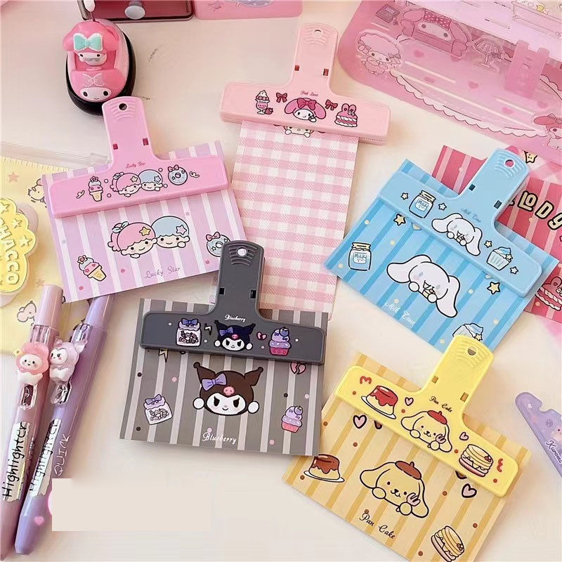 20 pcs=$33.8 Clip Can choose design