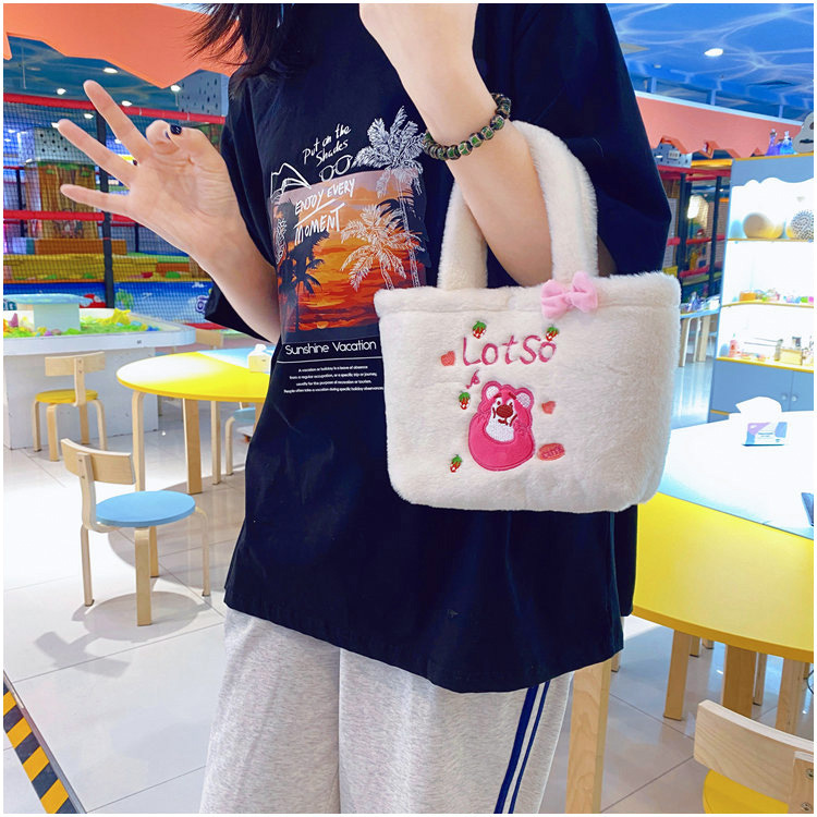 8 pcs=$38.5 Shoulder Bag