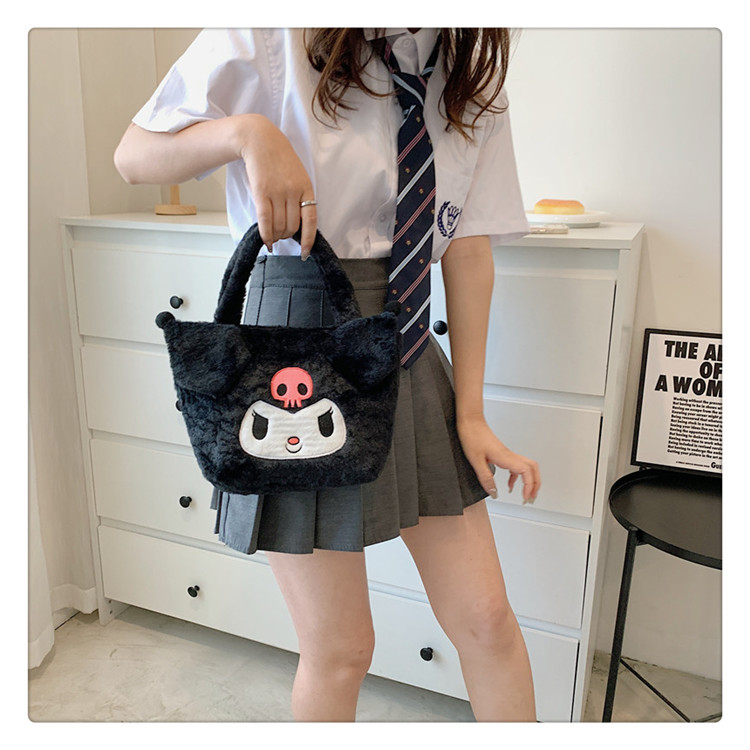 8 pcs=$39.8 Shoulder Bag