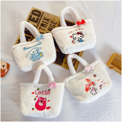 8 pcs=$38.5 Shoulder Bag