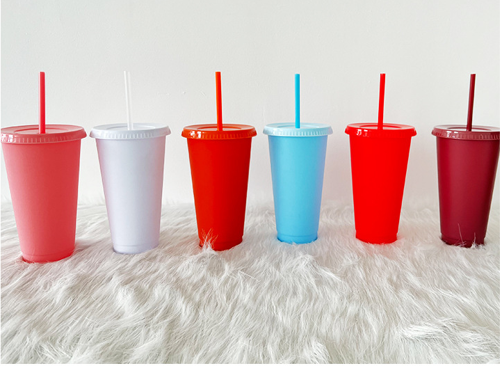 24oz case of 200pack Plastic Single Wall reusable multi-color Tumbler with Plastic Straw - Chinese Warehouse