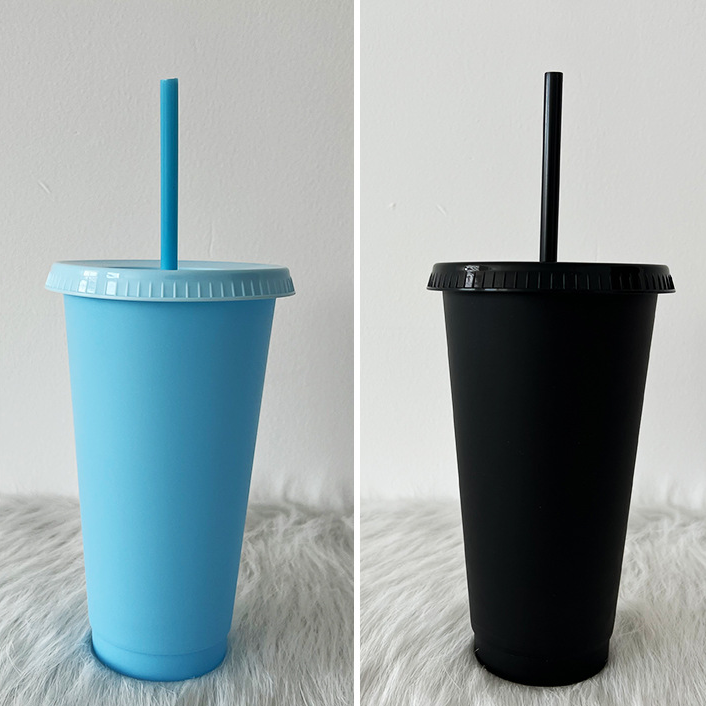 24oz case of 200pack Plastic Single Wall reusable multi-color Tumbler with Plastic Straw - Chinese Warehouse