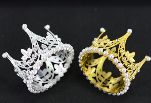 Case of 50pack the crown decoration  - Chinese Warehouse