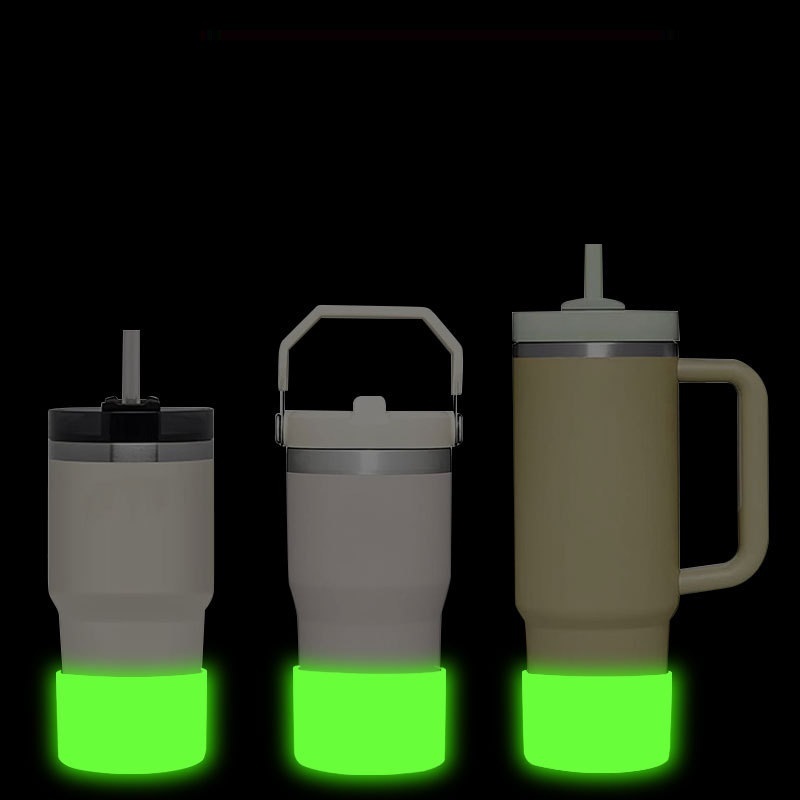 RTS CHINA Creative glitter silicone cup cover translucent sports water bottle cup bottom protective cover Stanley luminous bottom bottle cover