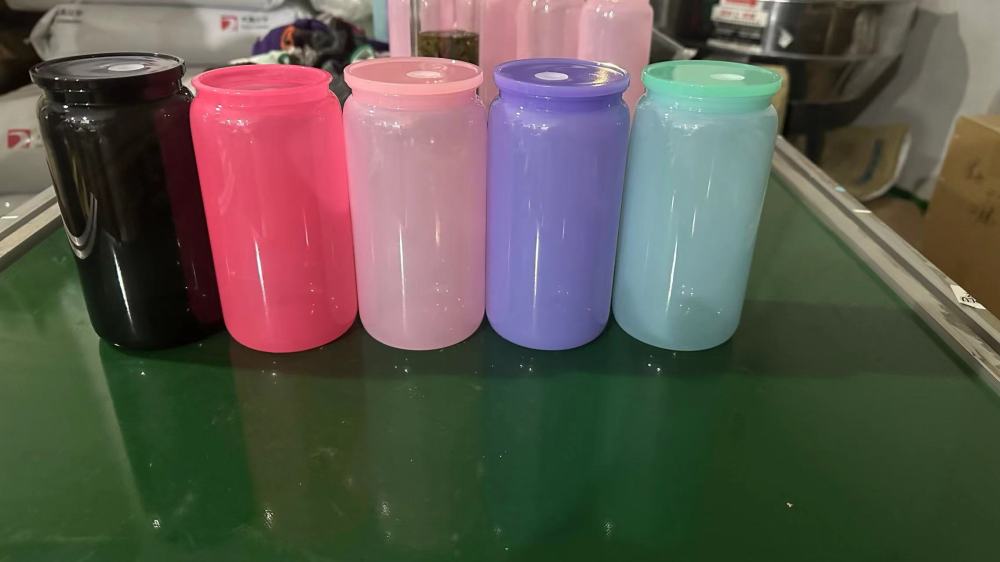 RTS Chinese Warehouse Case of 50pack 16oz colored Acrylic Libby Can with Plastic Straw and Colored Lids