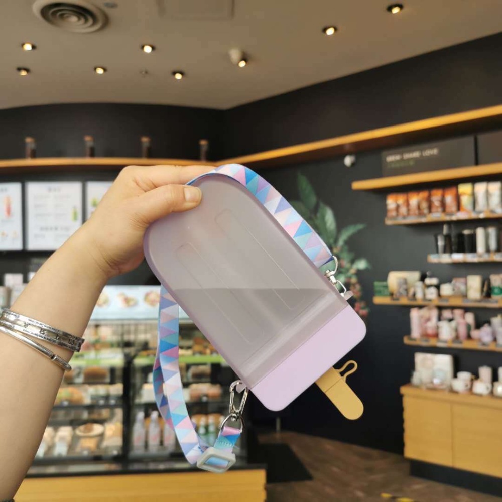 RTS Chinese Warehouse 300ml/10oz  Plastic Ice Cream Shape Cups Bottles Tumblers with Color Lid and Plastic Straw